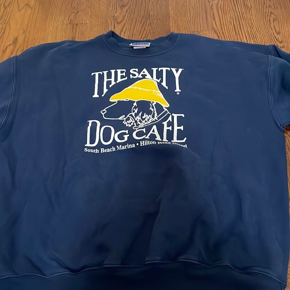 Hanes navy blue Salty Dog crewneck size large